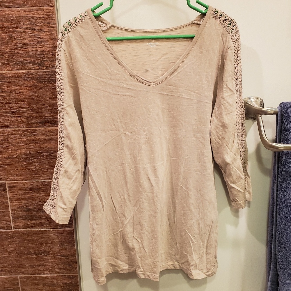 Quarter Sleeve Top